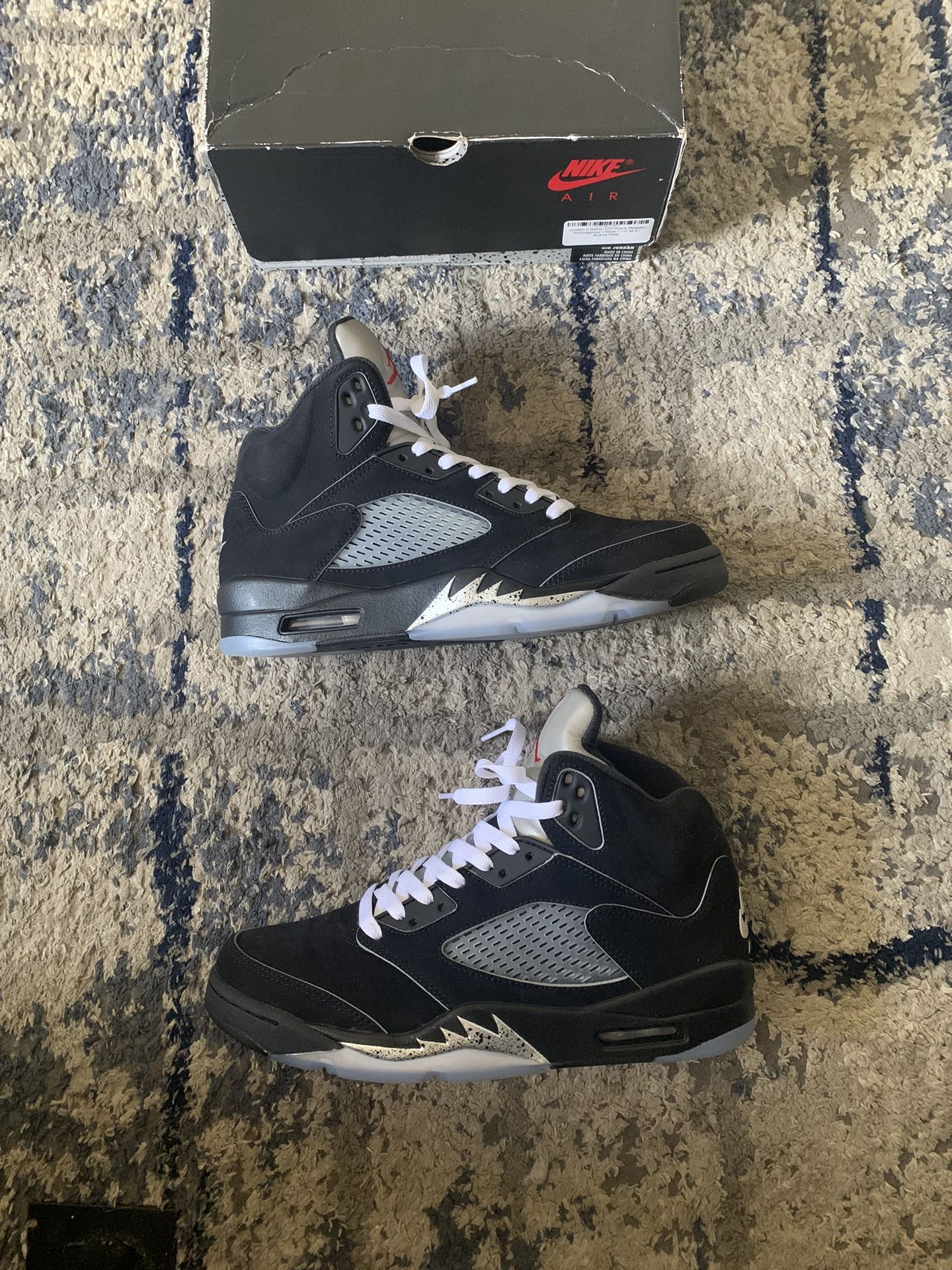 Jordan 5 Metallic Black Size 9