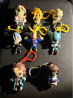 Lot of 8 anime keychains/figurines