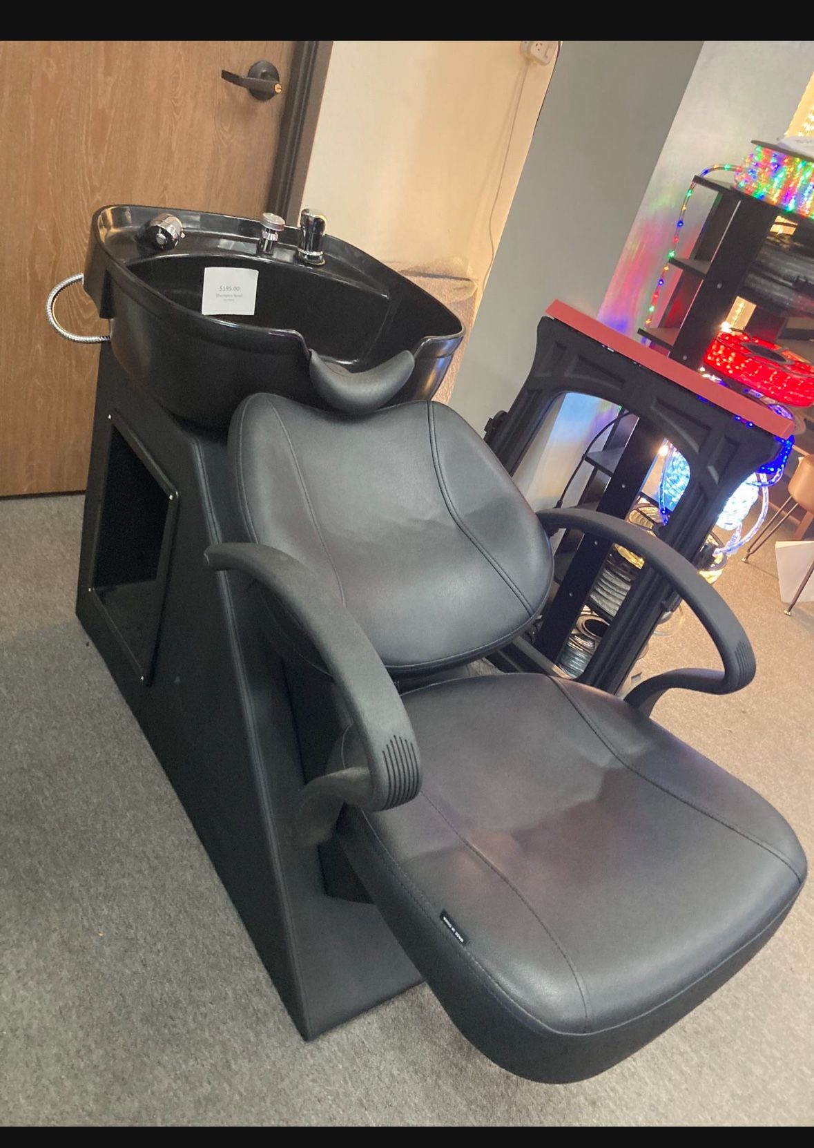 New ABS Plastic Shampoo Bowl Sink Chair. PVC artificial leather. Weight capacity: 450 Ibs. Black