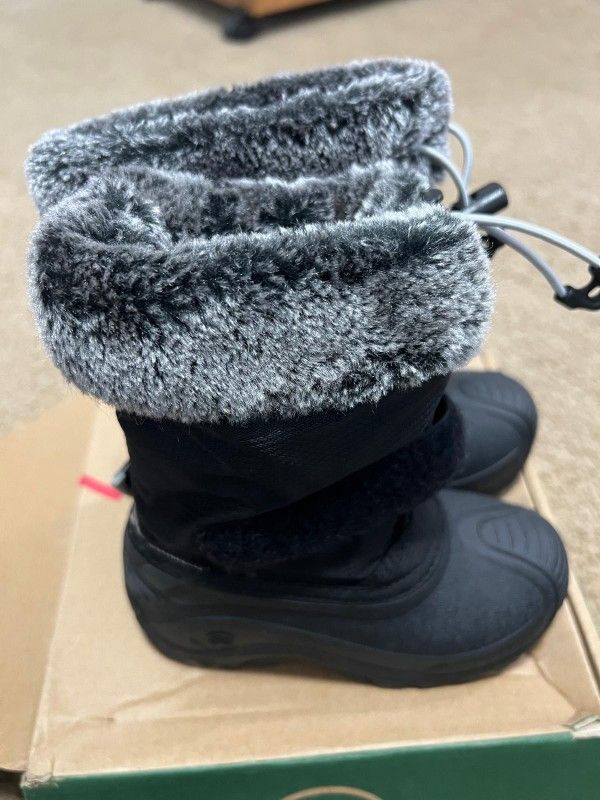 Kamik Toddler Size 9 Black Boots