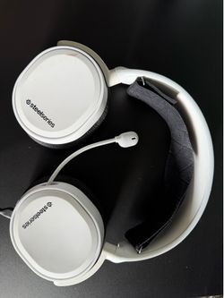 Steelseries headphones