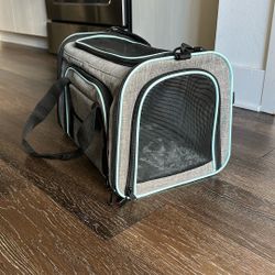 NEW: Small Pet Carrier