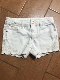 Girl’s White Denim Shorts by Cherokee size M