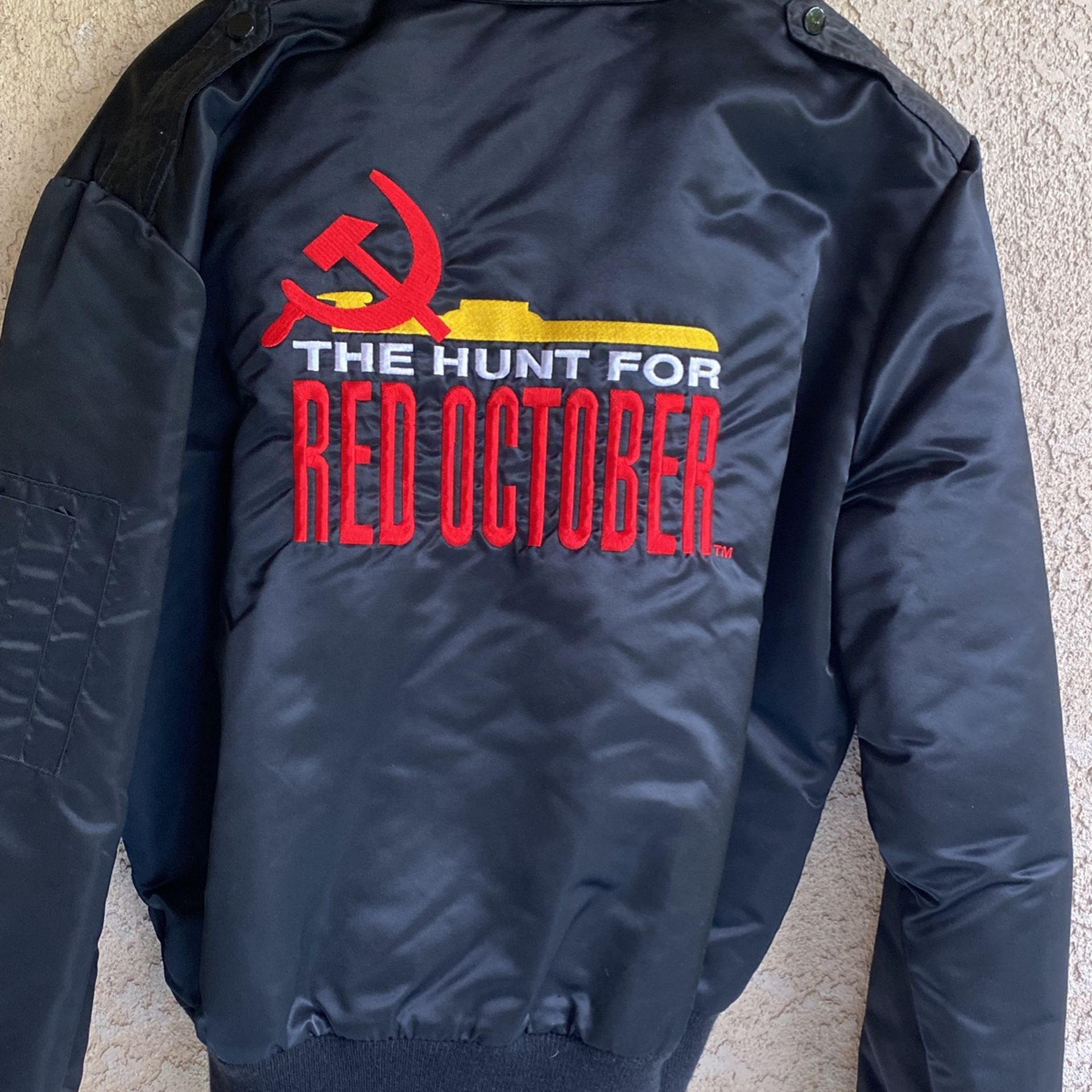 Rare Original Issue Motion Picture Souvenir Jacket From Hunt For Red October Motion Picture , 1990