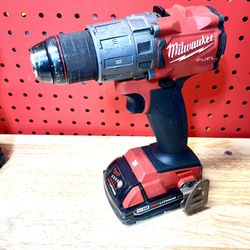 Milwaukee M18 Fuel Drill Driver 1-2.0 Battery 