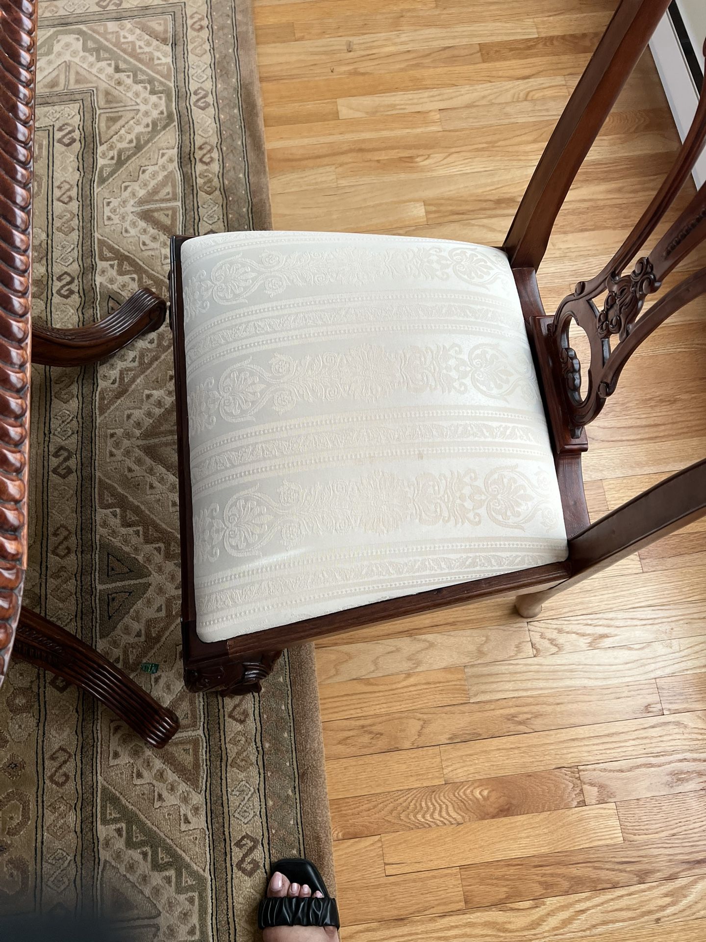 Beautiful Antique 10 Chairs 
