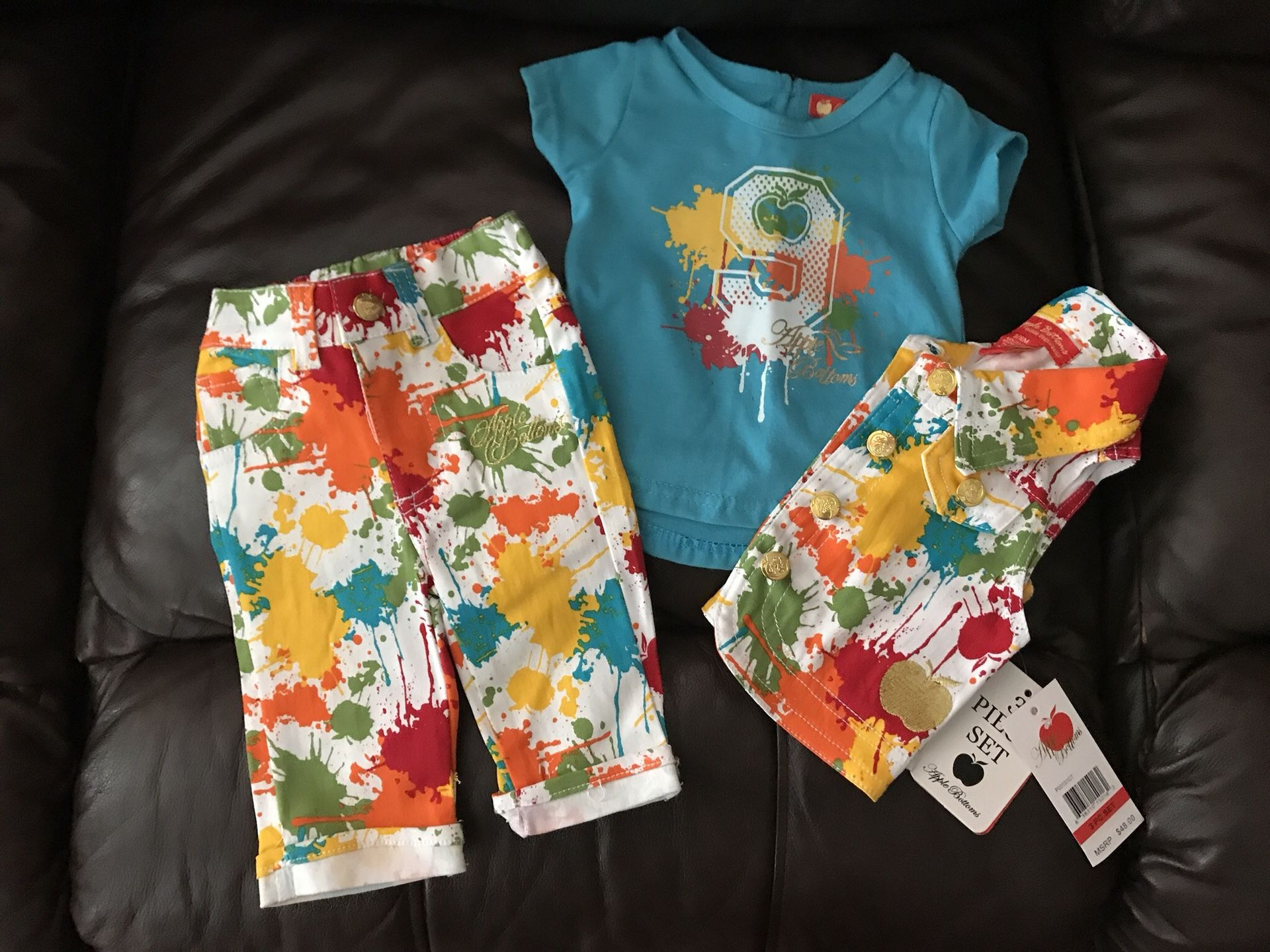 New Apple bottoms girls set