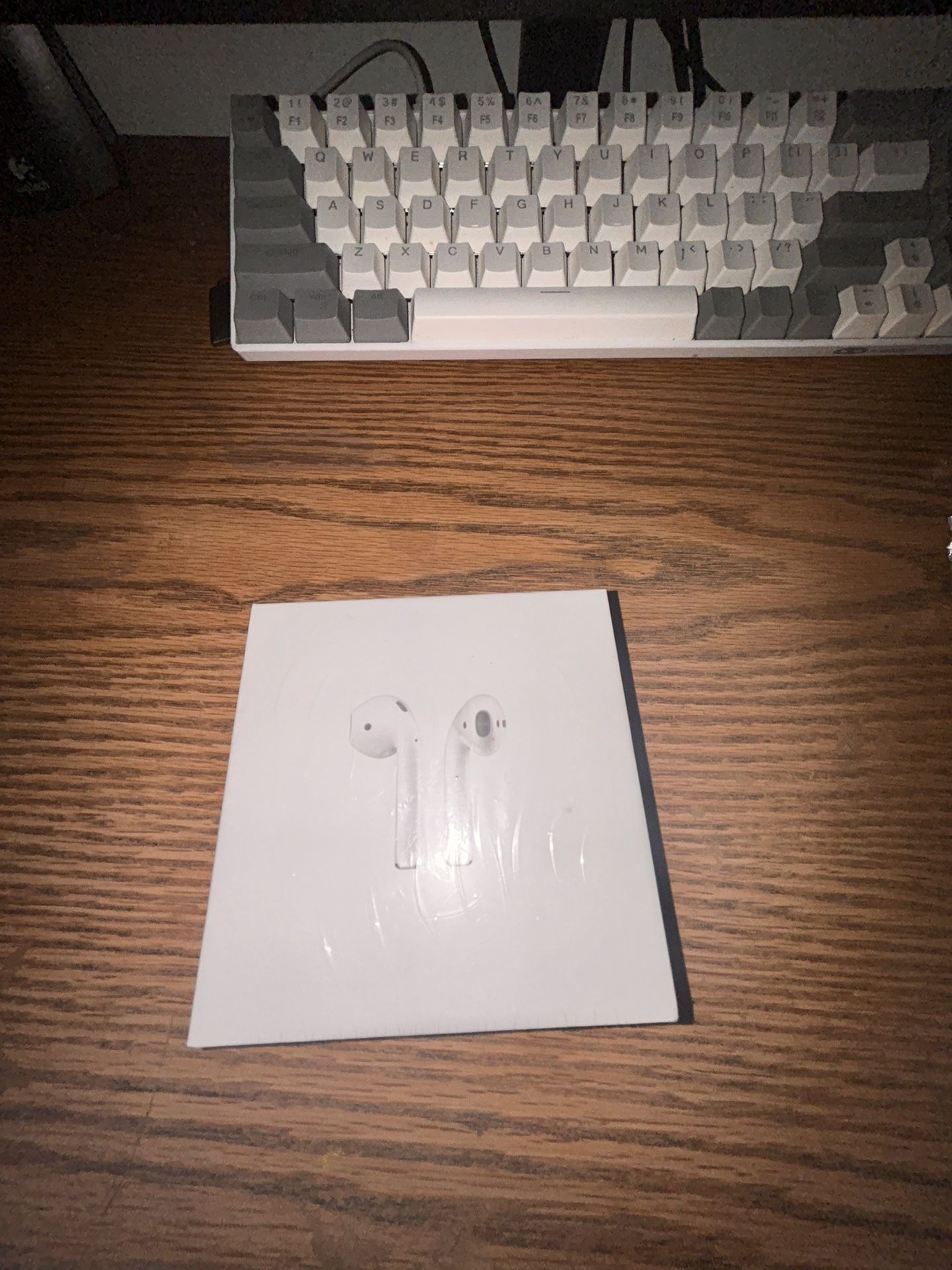 AirPods Gens2 (save 120$ On AirPods If U Buy This)