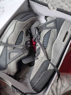 Men's shoes size 8.5