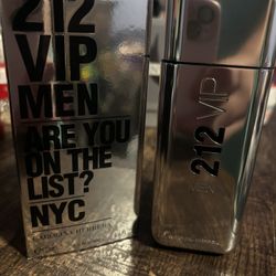 Carolina Hererra 212 Vip Men
