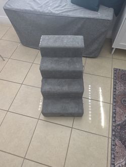 Dog Or Cat Assisted Stairs To Bed Cushion