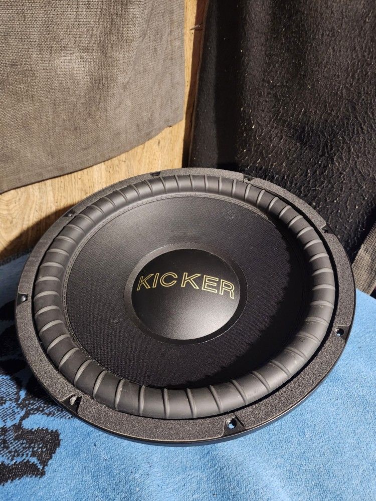 Kicker Competition gold 15" Subwoofer Dual 4 Ohm