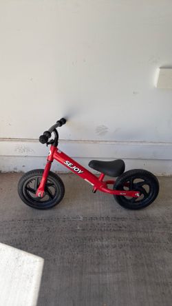 Boys balance bike