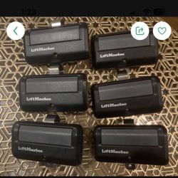 Lifetime Control Para Puerta De Garage New $20 Each 