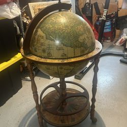 Vintage Italian World Bar