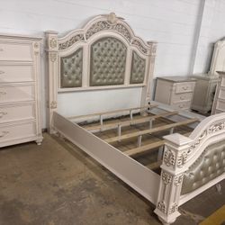 King Bedroom Set