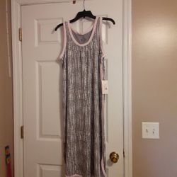 Soft Gown Size M