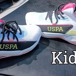 Girl's Shoes