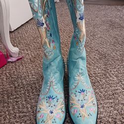 Western blue boots