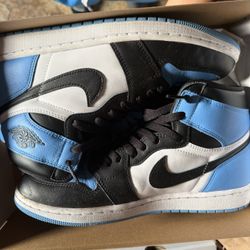 Nike Air Jordan 1 Retro High OG "UNC Toe"
