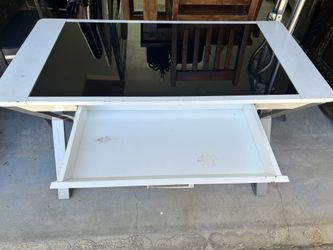 Built in outlet desk