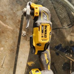 Dewalt Multi Tool