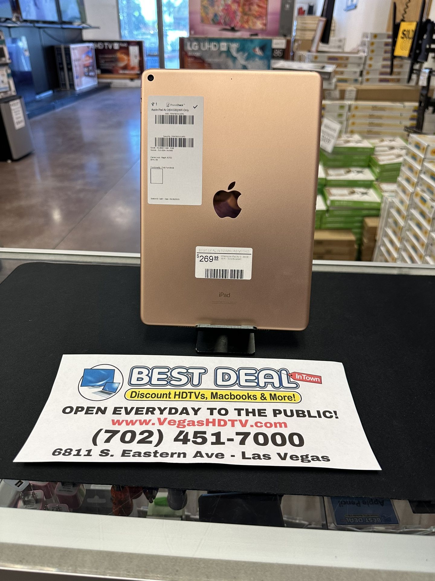 iPad Air 3 - 64GB - WiFi - Gold for Sale in Las Vegas, NV - OfferUp