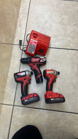 Milwaukee tool set