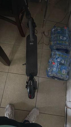 Hiboy s2 pro charger included