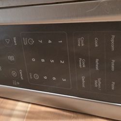 Under Cabinet Microwave And Matching Glass Top Oven Whirlpool