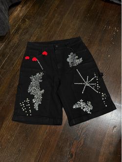 New jorts/ shorts MNML style guapi style Valabasas style