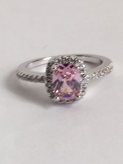 JEWELRY ~. NEW WOMENS RING SIZE 7