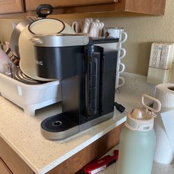 Keurig Coffee Maker – Great Condition
