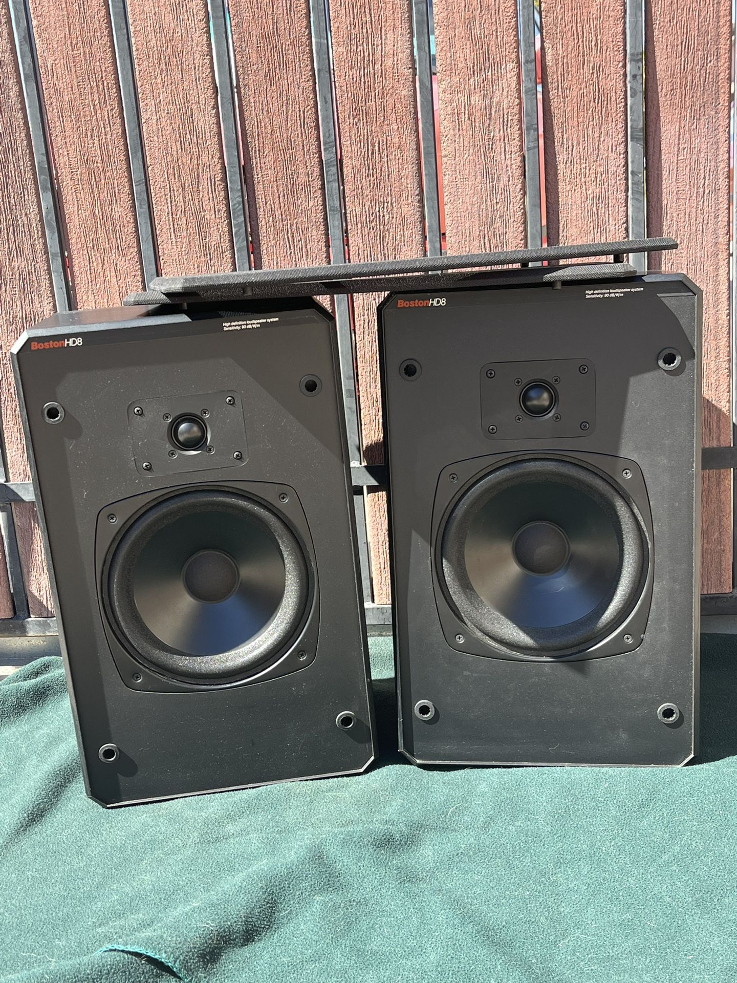 Bookshelf Boston Acoustics Speakers