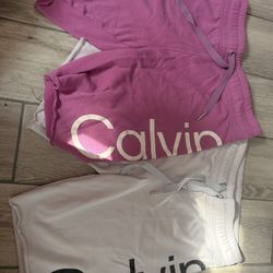 2 Calvin Clein Shorts 