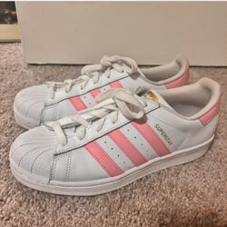 Women’s Pink Adidas Superstar Size 7