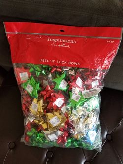 NEW Hallmark Peel & Stick Christmas bows 75 count