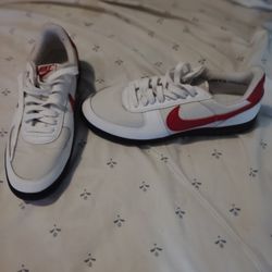 Nike Shoes 10.5
