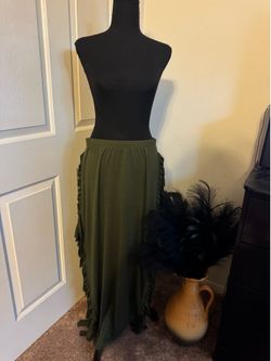 Long maxi skirt olive green western boho festival style