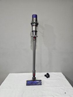 dyson v10 anti tangle brush head cordless vacuum cleaner c