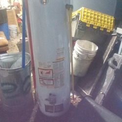 G E gas water heater 40 gallons 