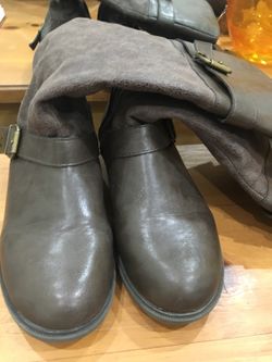 Nine West girls boots size 2