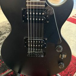 Epiphone Special Gt. With Bag Mid Condition.