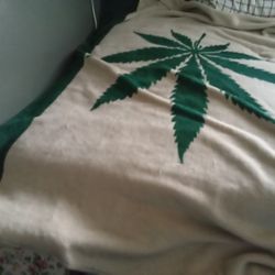 Pot Leaf Blanket 