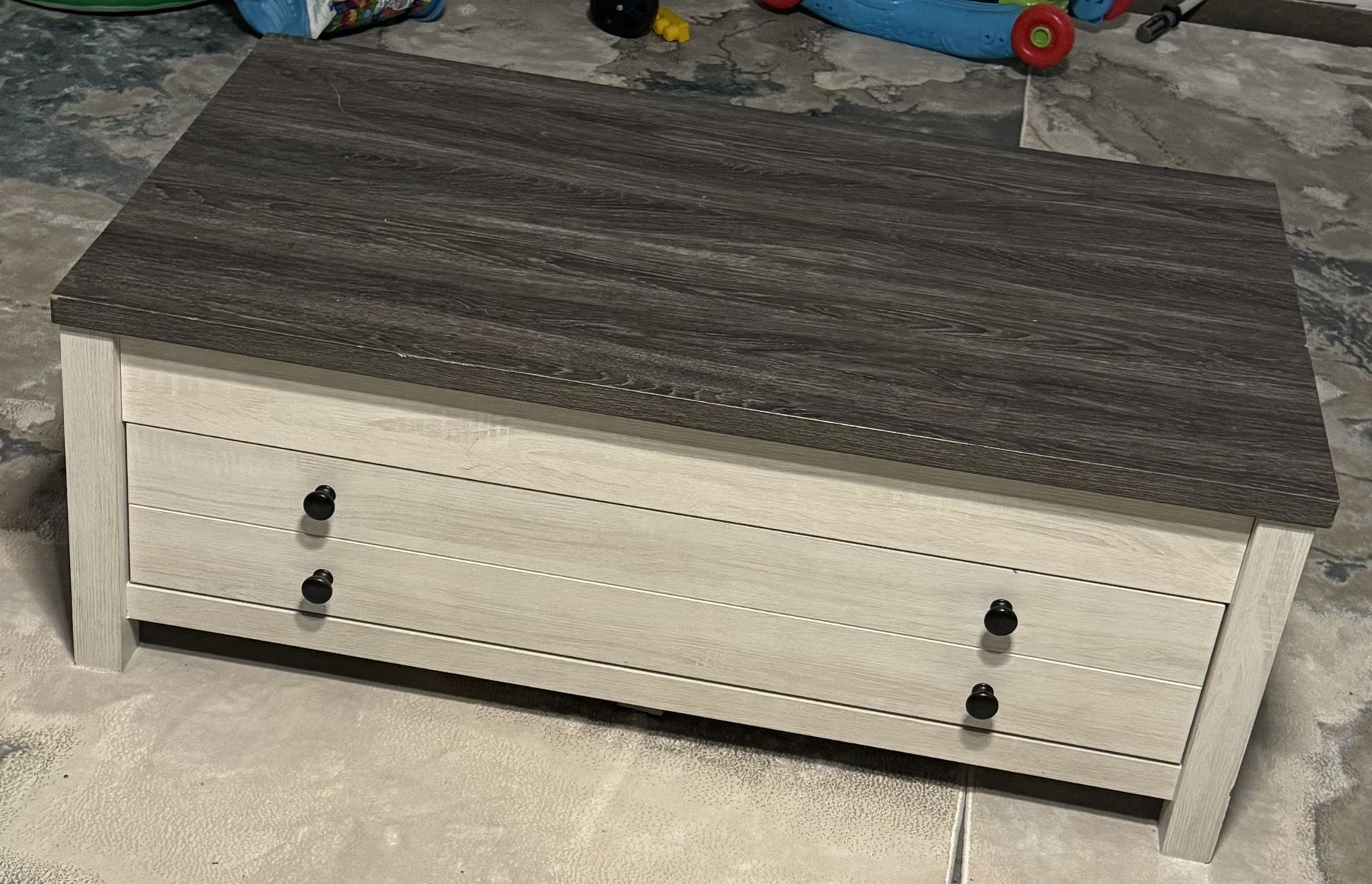 Coffee Table good condition