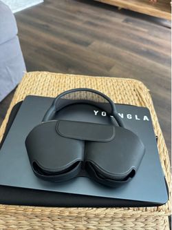 Apple AirPods Max (1st Generation) – Space Gray –