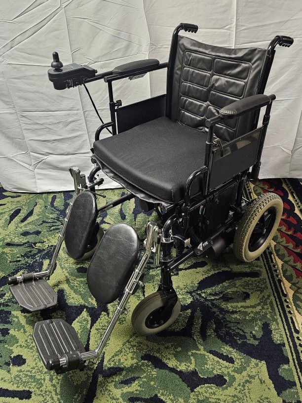Invacare P7E Electric Wheelchair & Accessories