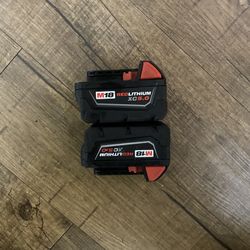Milwaukee M18 5 Amp Battery 2 Pack