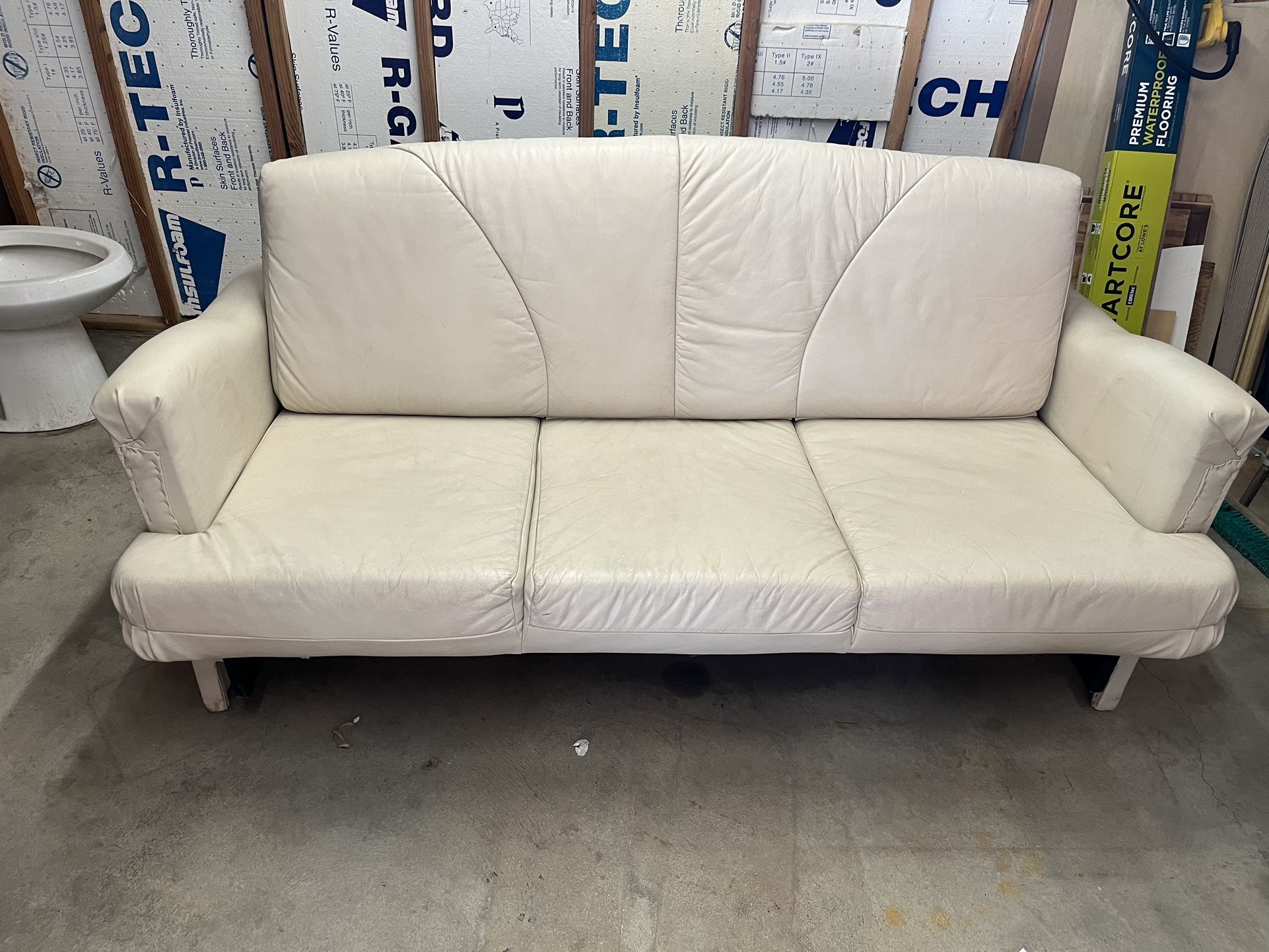 Motorhome Couch/Bed for Sale in Phoenix, AZ OfferUp