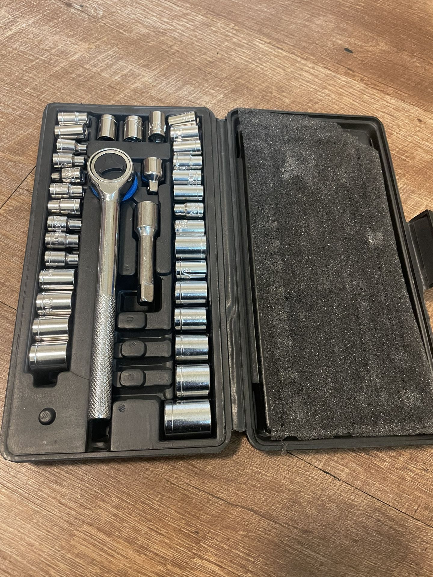 Ratchet Wrench Socket Set